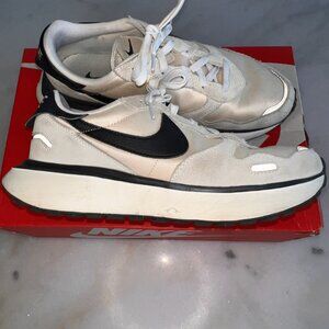 Nike Phoenix Waffle Sneaker